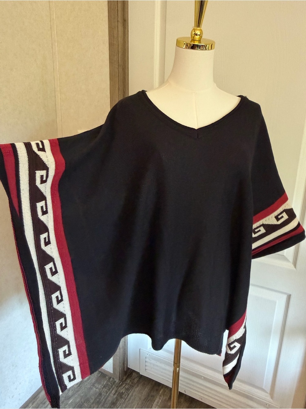 Pronto Black Oversized Festival Bobo Poncho Sweater Greek Key Print One Size